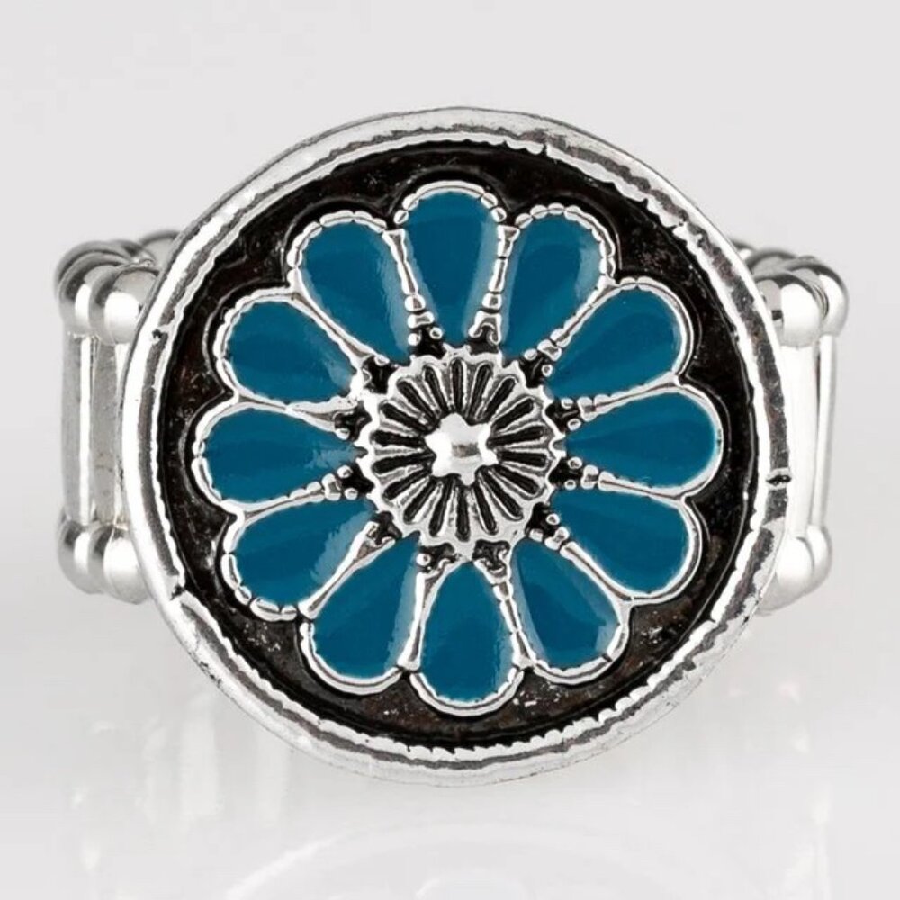 Paparazzi Garden View Blue Flower Ring